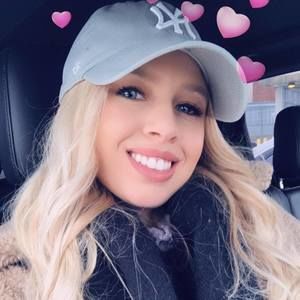 Meet your Posher, Vanessa